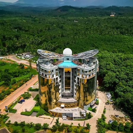 Fezinn Hotel - Best Wayanad Hotel In 2024 Kozhikode Buitenkant foto