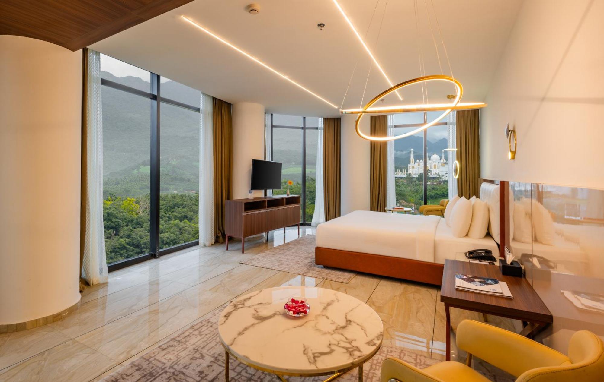 Fezinn Hotel - Best Wayanad Hotel In 2024 Kozhikode Buitenkant foto