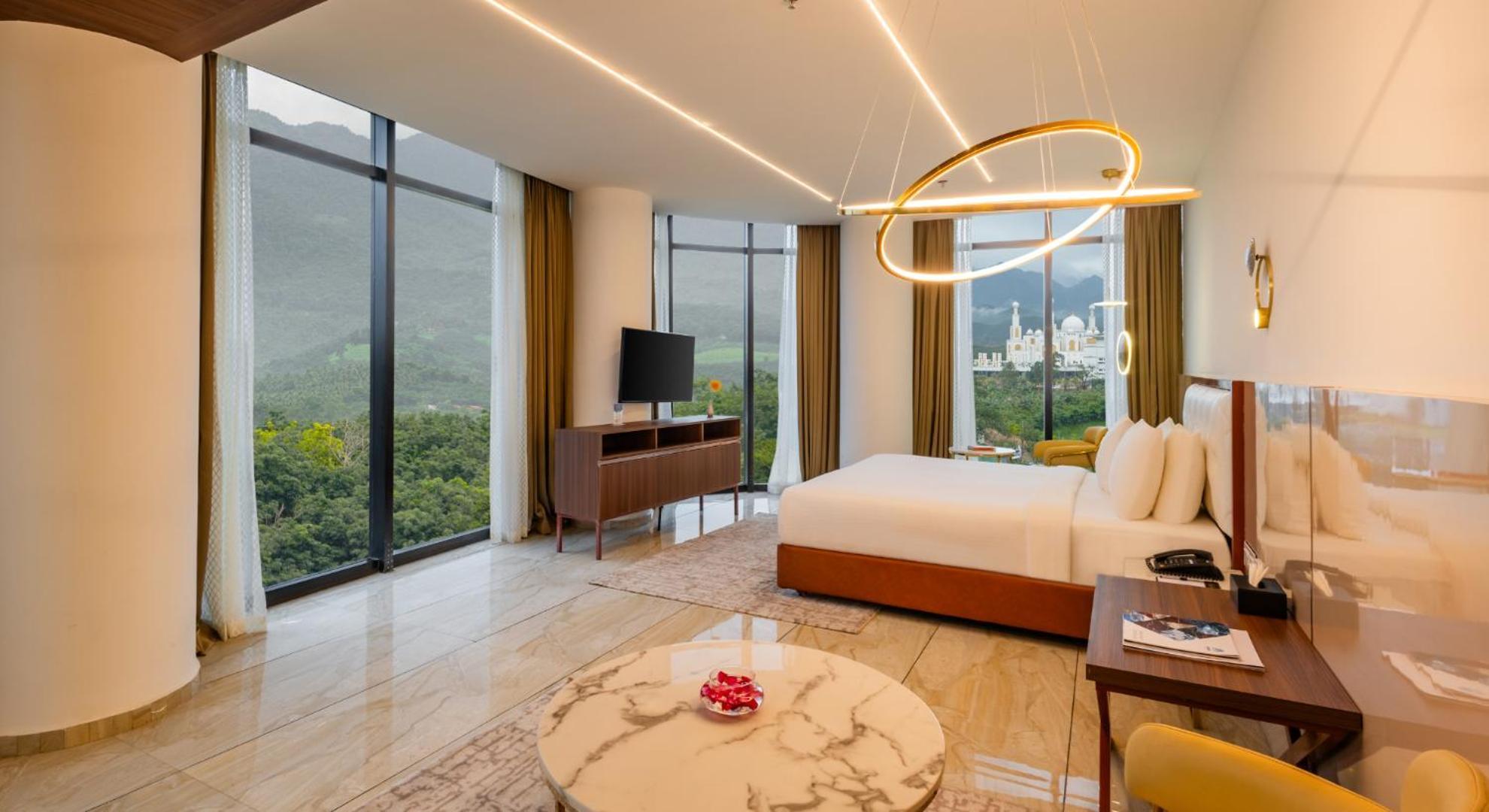 Fezinn Hotel - Best Wayanad Hotel In 2024 Kozhikode Buitenkant foto
